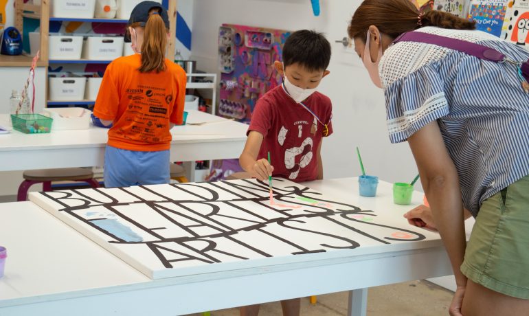Open Studio (ages 2+) : 10am - 11:30am